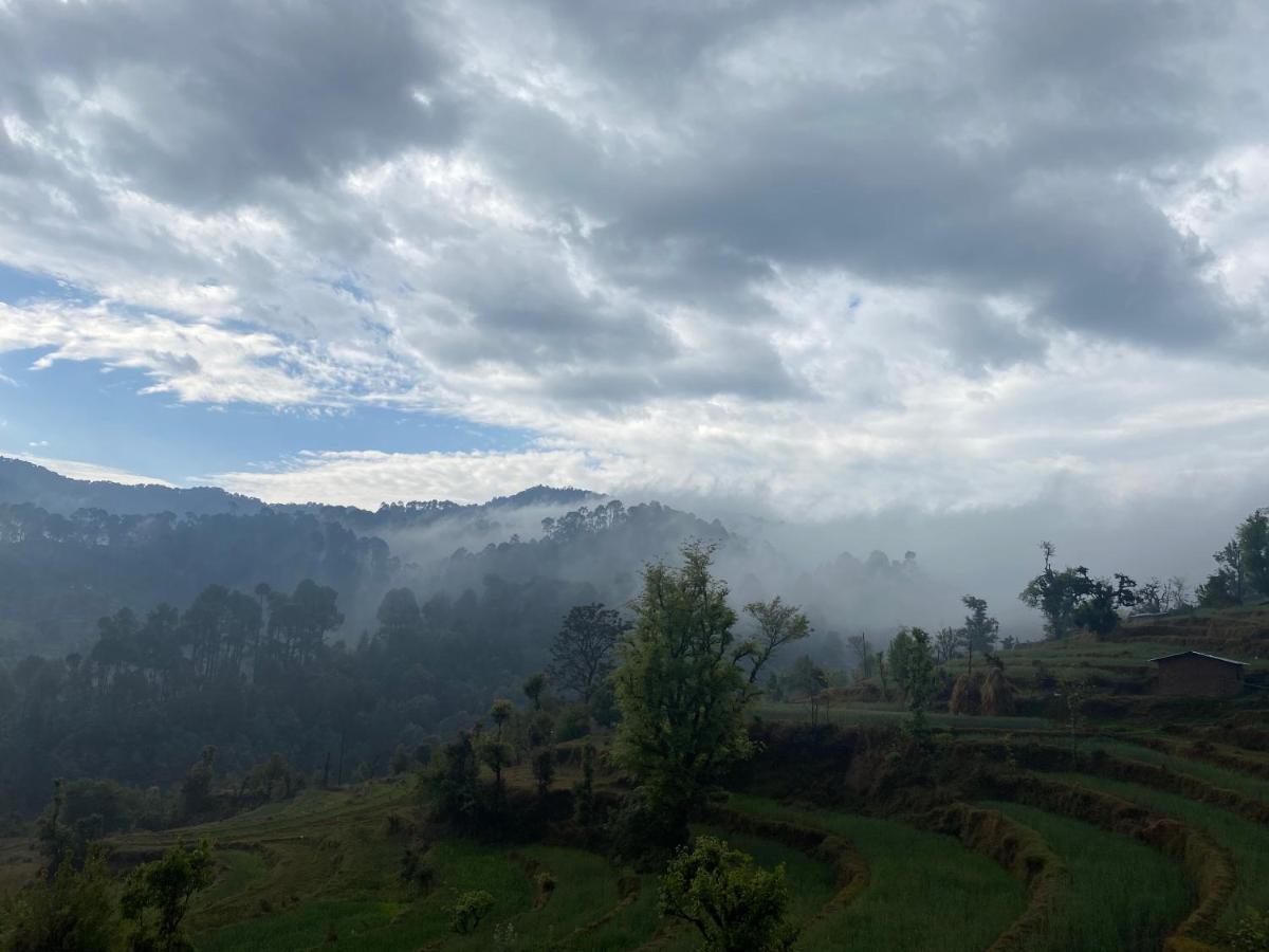 Brook Cottage Champawat Luaran gambar